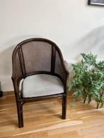 Retro rieten stoel, Huis en Inrichting, Stoelen, Ophalen, Bruin, Riet of Rotan, Zo goed als nieuw