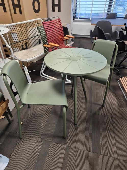 Nieuwe nami set Tafel 2x stoelen olive green, Tuin en Terras, Tuinsets en Loungesets, Nieuw, Aluminium, Ophalen
