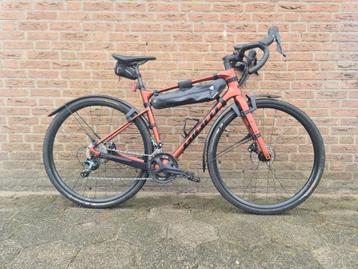 Giant Revolt Advanced 3 Terracotta Maat ML beschikbaar voor biedingen