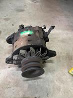 Toyota hilux 2l dynamo gebruikt 27030-54243, Ophalen of Verzenden, Nieuw, Toyota