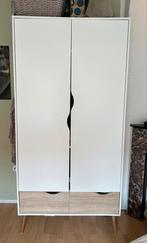 Moderne leuke kledingkast in Groningen of Emmeloord, Ophalen, 50 tot 100 cm, Zo goed als nieuw, Modern