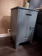 Woood 2 stuks nachtkastjes, Huis en Inrichting, Slaapkamer | Nachtkastjes, Ophalen, Zo goed als nieuw, Minder dan 45 cm, 55 tot 70 cm