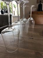 3 schott zwiesel wijnglazen 24 cm, Huis en Inrichting, Keuken | Servies, Ophalen of Verzenden, Zo goed als nieuw, Overige stijlen