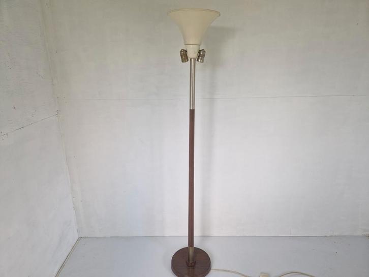 Giso gispen stijl wenge vloerlamp design vintage., Huis en Inrichting, Lampen | Vloerlampen, Gebruikt, 150 tot 200 cm, Hout, Ophalen of Verzenden