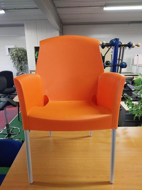 SCAB stoel. Model SuperJenny. Restpartij!! Nieuw!!!, Huis en Inrichting, Stoelen, Nieuw, Vijf, Zes of meer stoelen, Kunststof