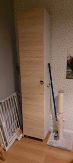 Smalle hoge kast...wie haalt hem zo snel mogelijk op, Ophalen, Zo goed als nieuw