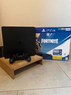 Playstation 4 slim + Dualshock 4 V2 + Voucher 2 controllers, 500 GB, Met 2 controllers, Ophalen of Verzenden, Zo goed als nieuw