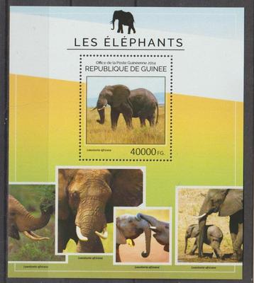 OLIFANTEN-ELEPHANTS = Mooi bl. v GUINEE-3010-02 beschikbaar voor biedingen