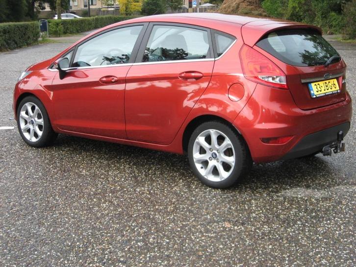 Nette Ford Fiësta 1.4/100pk. 5DR 2009 Rood. WERKENDE AIRCO!, Auto's, Ford, Particulier, Fiësta, ABS, Airconditioning, Boordcomputer