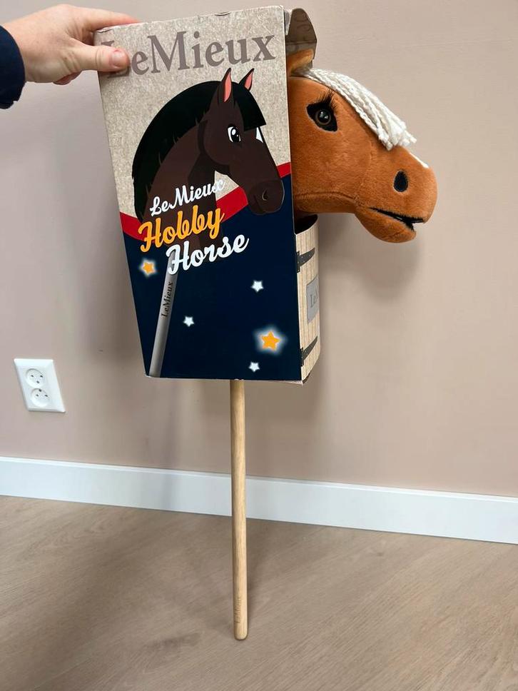 LeMieux Le Mieux hobby horse paard hetty haflinger., Kinderen en Baby's, Speelgoed | Overig, Zo goed als nieuw, Jongen of Meisje