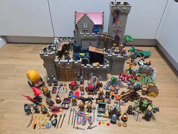 Playmobil 6000 koningskasteel met heel veel extra sets beschikbaar voor biedingen