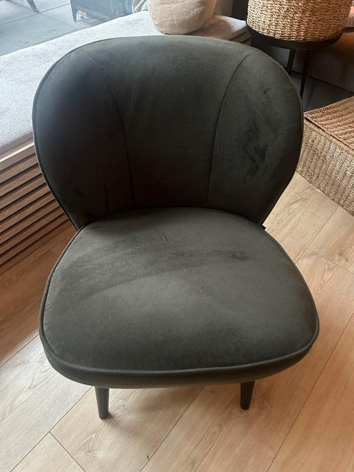 Woood Sara Fauteuil - Stijlvol en Comfortabel, Huis en Inrichting, Stoelen, Zo goed als nieuw, Eén, Hout, Zwart, Ophalen