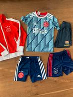 Shirt Ajax 128 broekje Adidas en vest voetbal tenue 122, Sport en Fitness, Voetbal, Maat XS of kleiner, Ophalen of Verzenden, Gebruikt