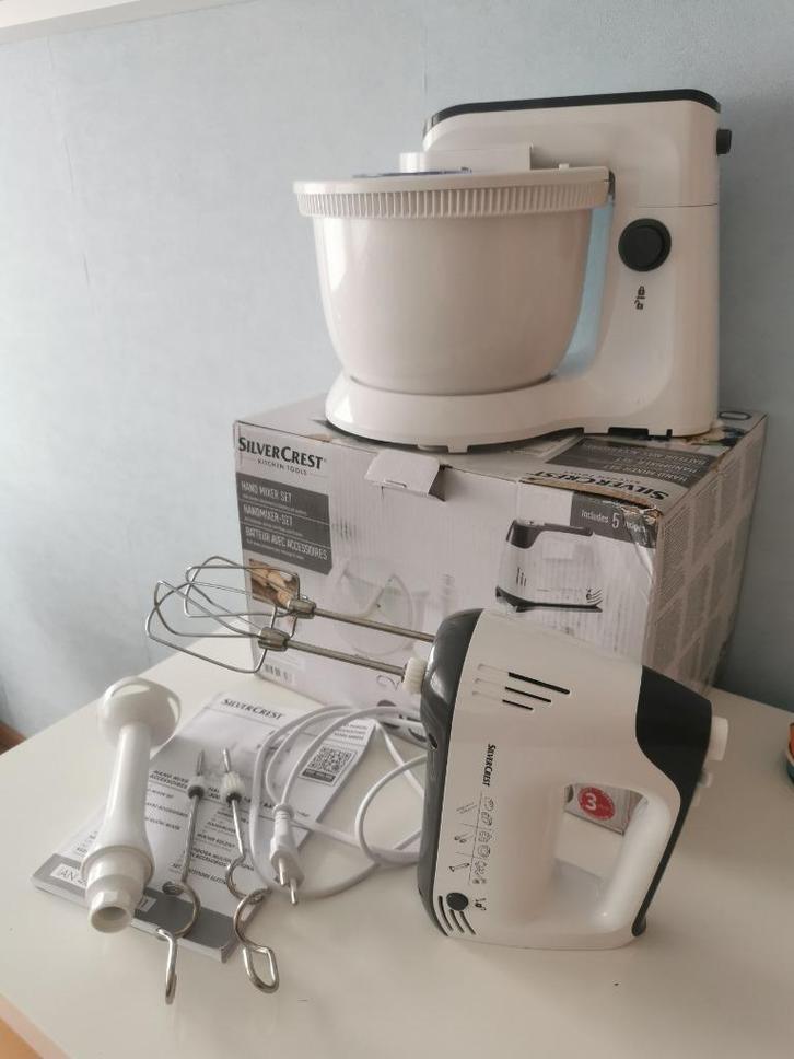 Handmixer set SilverCrest, Witgoed en Apparatuur, Keukenmixers, Zo goed als nieuw, 2 tot 3 liter, 3 snelheden of meer, Vaatwasserbestendig