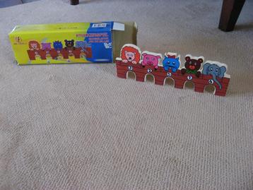 nieuw houten knikker/sjoel spel in doos van Toi Toys bv beschikbaar voor biedingen