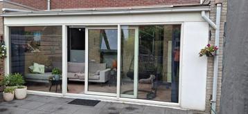Aluminium schuifpui met dubbel glas beschikbaar voor biedingen