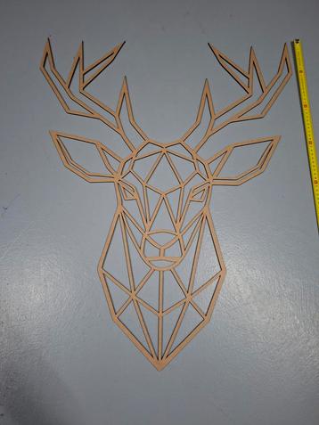 Houten Wanddecoratie - Geometrisch Hert beschikbaar voor biedingen