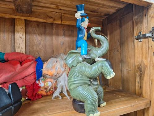 Groot beeld circus olifant ca 45 cm hoog, Verzamelen, Beelden en Beeldjes, Zo goed als nieuw, Ophalen