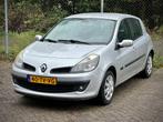Renault Clio 1.6 16V Privilège, 40-TV-VG, Auto's, Renault, Voorwielaandrijving, Gebruikt, 4 cilinders, Overige brandstoffen