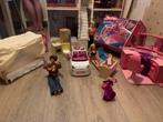 Barbie huis kapaslon(classic) en fiat 500, Ophalen of Verzenden, Gebruikt, Poppenhuis