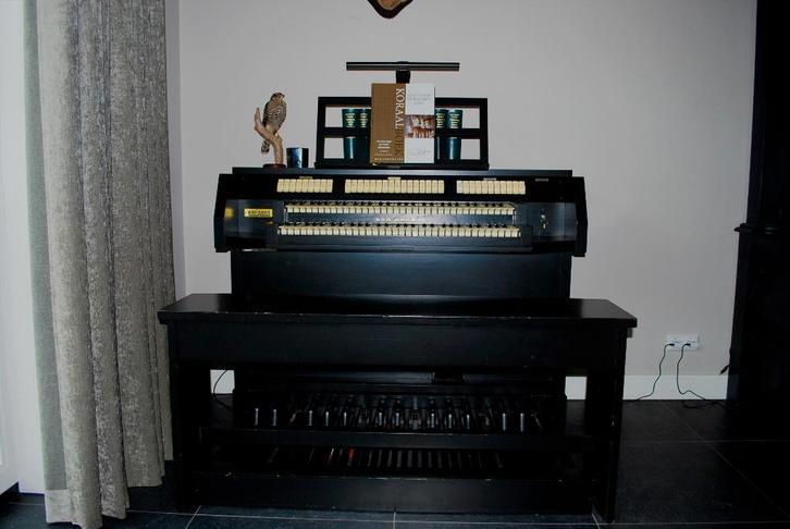 Orgel zwart, Eminent 8100, Muziek en Instrumenten, Orgels, Gebruikt, Orgel, 2 klavieren, Ophalen
