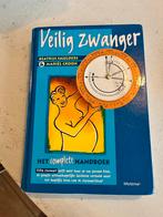 Veilig Zwanger - Het Complete Handboek. Beatrijs Smulders, Boeken, Ophalen of Verzenden, Gelezen, Zwangerschap en Bevalling