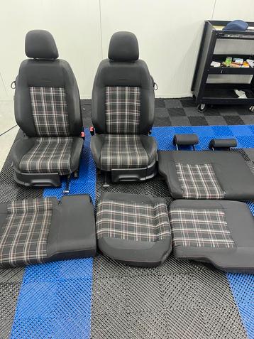 Stoelenset (polo/golf/caddy) GTI polo interieur  beschikbaar voor biedingen