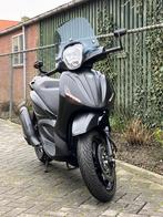 Piaggio Beverly 350 2020, lage km stand! Zeer netjes!, Motoren, Motoren | Piaggio, Scooter, Particulier, Minimaal motorrijbewijs A2