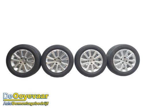 Velgen set + banden van een Opel Crossland X (Crossland X 17, Auto-onderdelen, Banden en Velgen, Personenwagen, Gebruikt, 3 maanden garantie