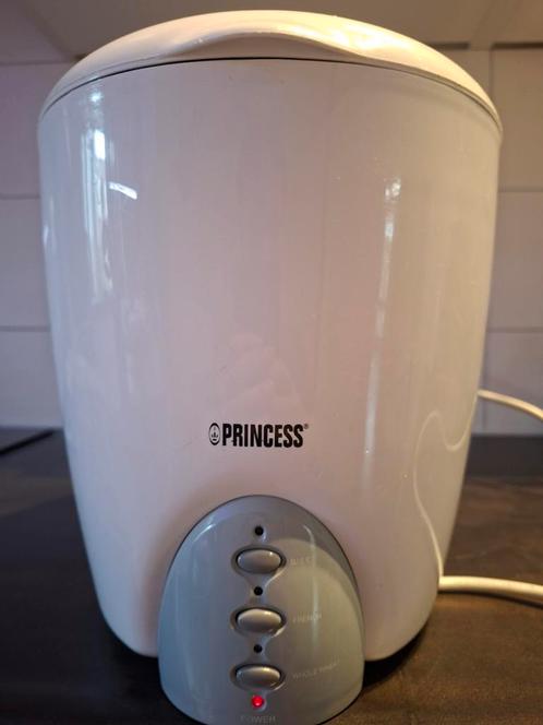 Princess Broodbakmachine, Witgoed en Apparatuur, Broodbakmachines, Gebruikt, Met timer, 400 tot 800 gram deeg, Warmhoudfunctie