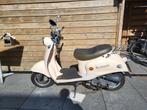 MOOIE RETRO SCOOTER TE KOOP MET WEINIG KM!, Gebruikt, Benzine, Ophalen, Overige merken