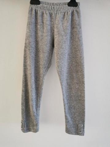 LC Waikiki broek met sierknopen mt. 104-110  beschikbaar voor biedingen
