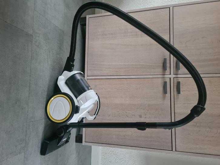 karcher stofzuiger, Witgoed en Apparatuur, Stofzuigers, Zo goed als nieuw, Stofzuiger, Reservoir, Ophalen