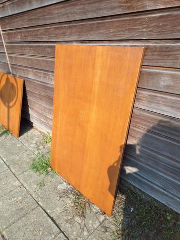 Massief houten tafelbladen. 6 grote, 4 kleine. beschikbaar voor biedingen