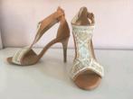 Sandaaltjes maat 40 ibiza style, Beige, Zo goed als nieuw, Sandalen of Muiltjes, Ophalen of Verzenden