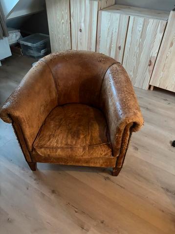 Schaapsleren fauteuil beschikbaar voor biedingen