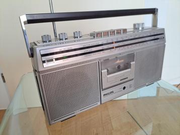 Vintage Philips gettoblaster Cassette Radio D8201 beschikbaar voor biedingen