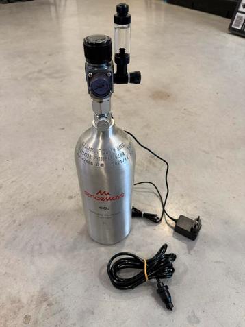 Strideways Aquarium CO2 - 2L met sollanoid beschikbaar voor biedingen