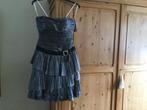 Nieuwe grijze feestjurk., Kleding | Dames, Gelegenheidskleding, Maat 38/40 (M), Galajurk, Ophalen of Verzenden, Zo goed als nieuw
