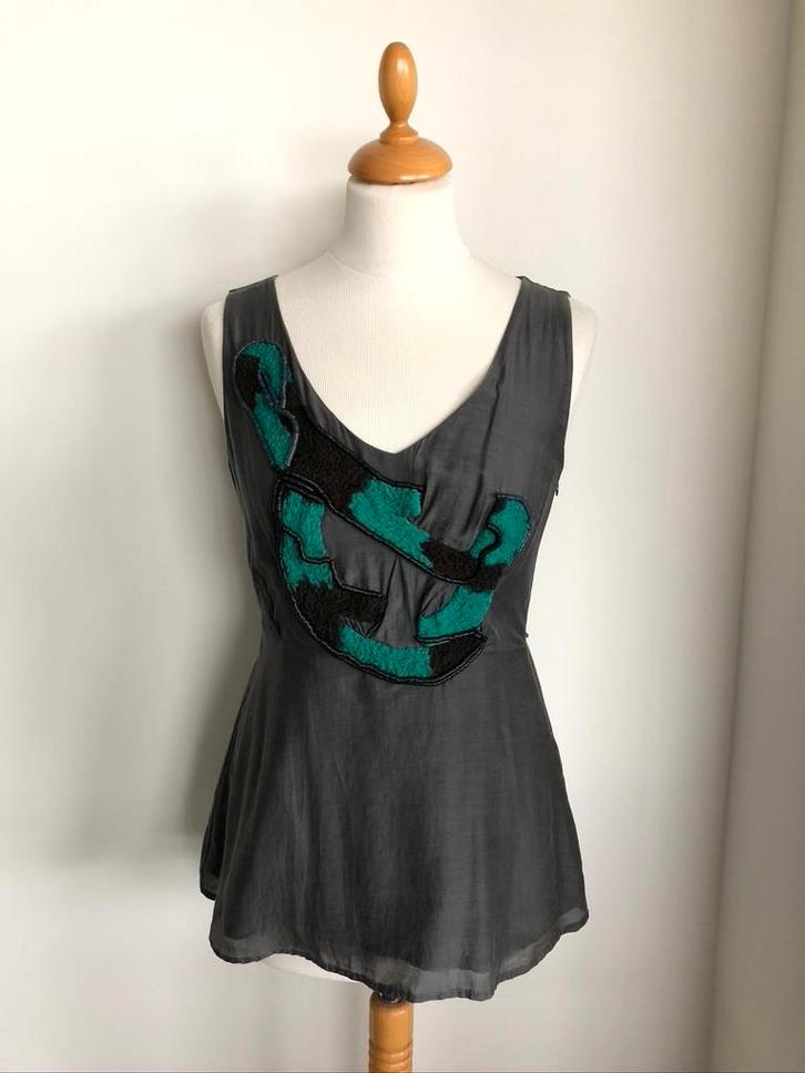 LUISA CERANO top, maat 36, Kleding | Dames, Tops, Gedragen, Maat 36 (S), Grijs, Zonder mouw, Verzenden