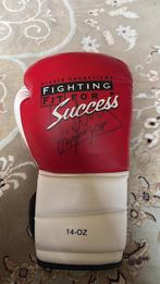 De bokshandschoen is van *Arnold Vanderlyde/ bokszak, Ophalen of Verzenden, Zo goed als nieuw