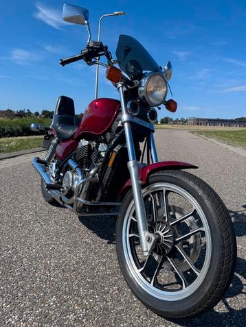Zeer nette Honda  Shadow VT 500C beschikbaar voor biedingen