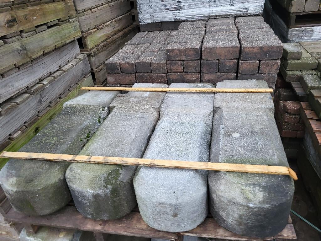 6 stuks Gebruikte hardsteen sierpalen, Ophalen, Gebruikt, Biels, Natuursteen