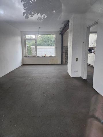 Cementdekvloer/ Vloer egaliseren-vakmanschap & scherpe prijs beschikbaar voor biedingen