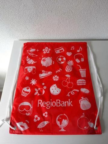 NIEUW! Regiobank Rode Rugtas Gymtas beschikbaar voor biedingen