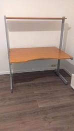 IKEA Jerkee Bureau, Huis en Inrichting, Bureaus, Ophalen