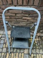 Stevige trap tot 150kg ophalen in Enschede, Doe-het-zelf en Verbouw, Ladders en Trappen, Ophalen of Verzenden, Zo goed als nieuw
