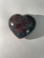 Hartvormige zorgsteen Robijn en Kyaniet, kristal, healing, Ophalen of Verzenden, Nieuw