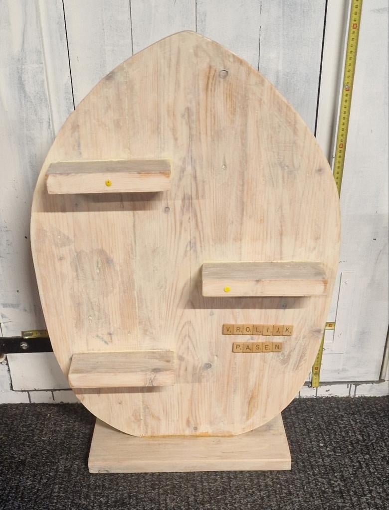 Houten decoratie paasei, Ophalen, Gebruikt
