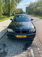 BMW 1-Serie Business Line 2.0 118i 5DR, Auto's, Origineel Nederlands, Te koop, 5 stoelen, Benzine